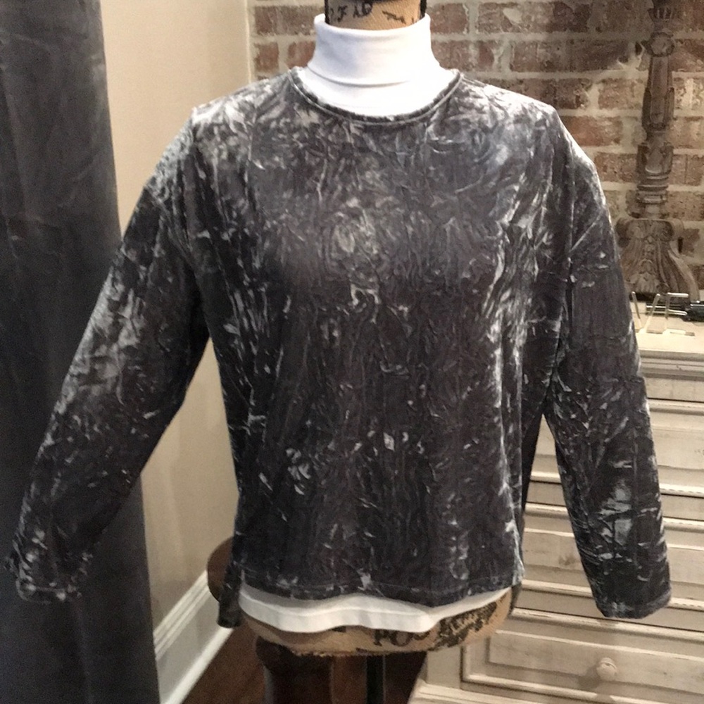 Silver Gray Crushed Velvet Hi-Lo Long Sleeve Top S
